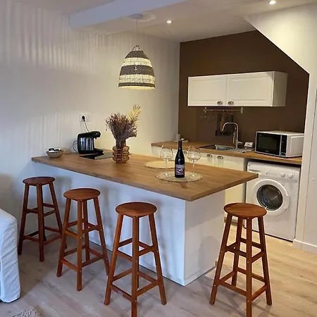 Suite Cosy Au Coeur De Vinzelles Proche Macon Tout Equipe Avec Salon D'Exterieur Exterior photo