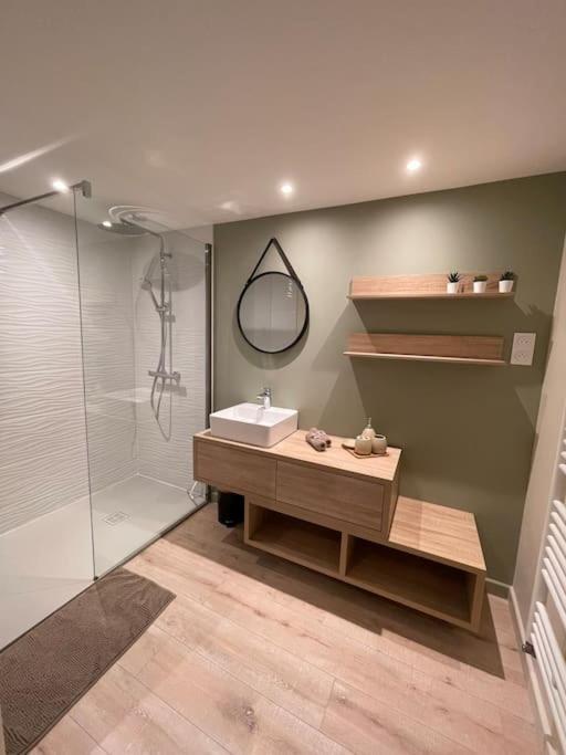 Cosy Au Coeur De Proche Macon Equipe Avec Salon D'exterieur