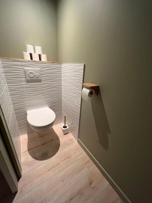 Cosy Au Coeur De Proche Macon Equipe Avec Salon D'exterieur Appartement
